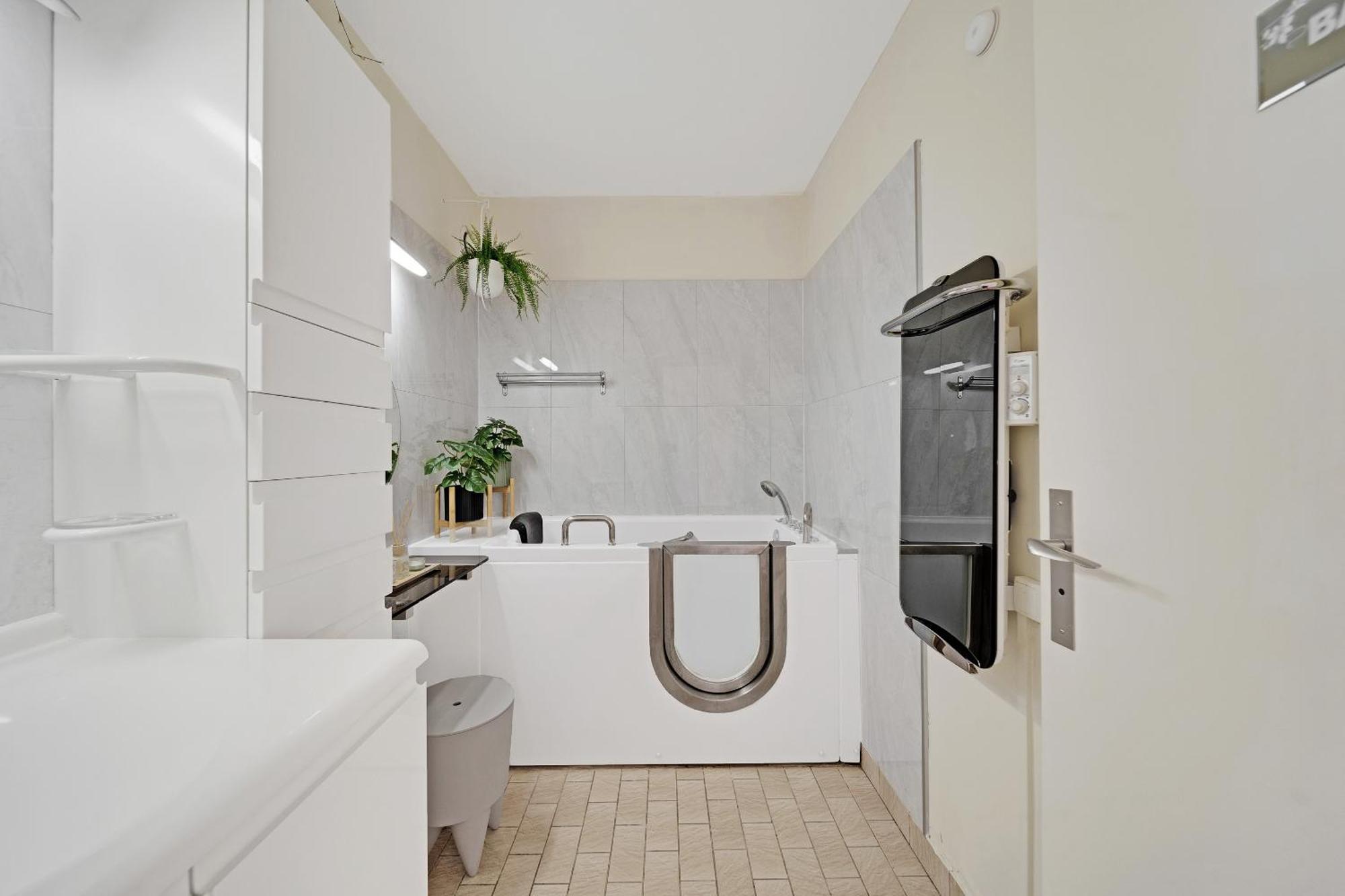 T5 Spacieux, Parking, Proche Gare Et Centre Apartment Dijon